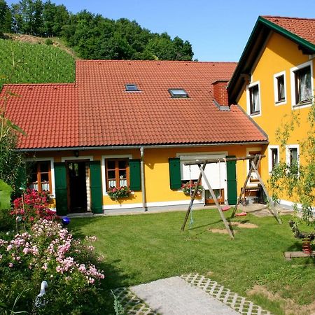 Weingut Stoff Bed & Breakfast คิทเซค อิม เซาซาล ภายนอก รูปภาพ