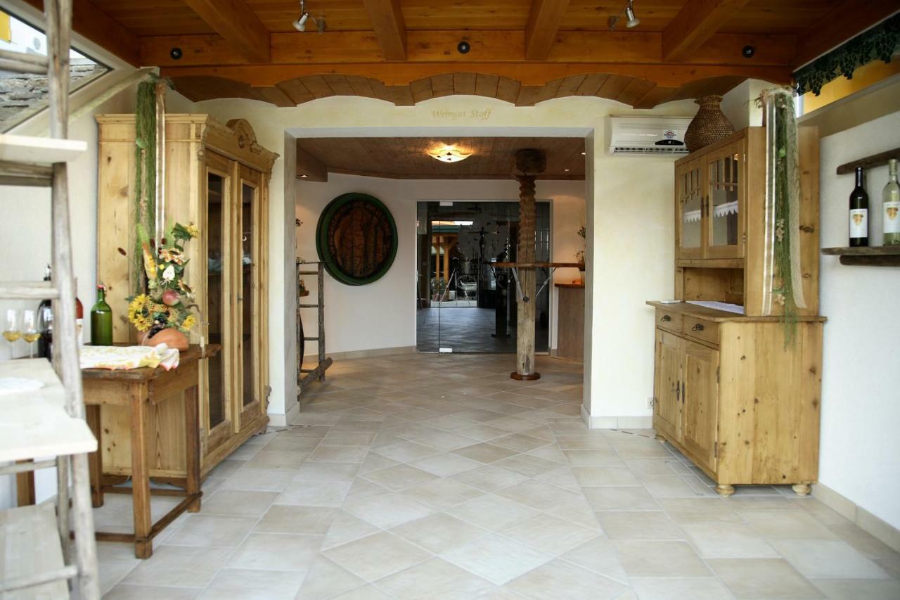 Weingut Stoff Bed & Breakfast คิทเซค อิม เซาซาล ภายนอก รูปภาพ