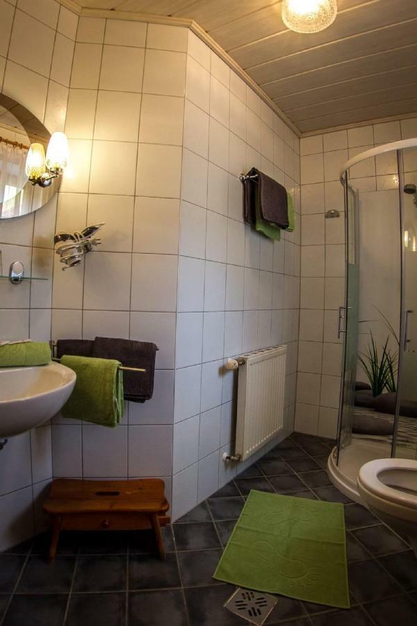 Weingut Stoff Bed & Breakfast คิทเซค อิม เซาซาล ภายนอก รูปภาพ